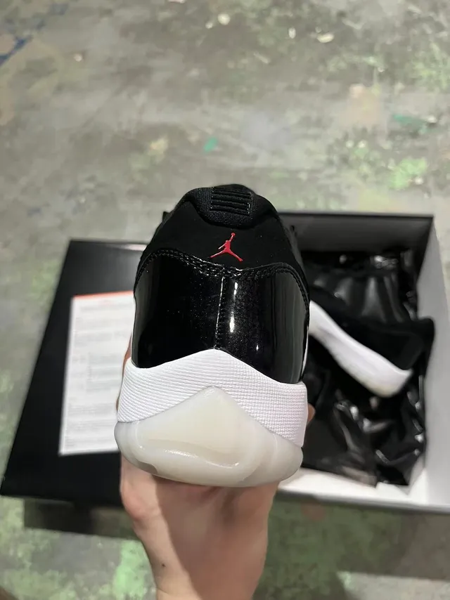 Air Jordan 11 Black Patent Leather Basketball Shoes 5