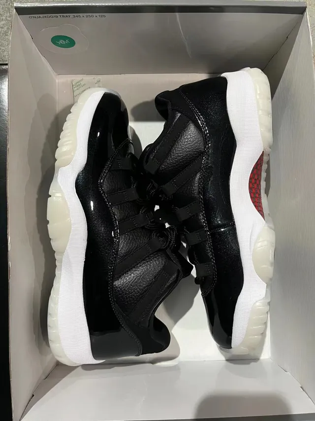 Air Jordan 11 Black Patent Leather Basketball Shoes 7