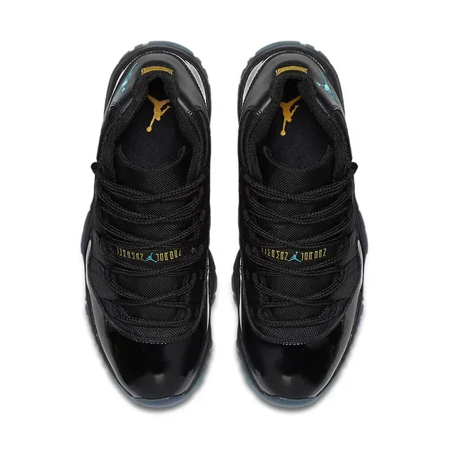 Air Jordan 11 Chaussures de Basket en Cuir Verni Noir 4