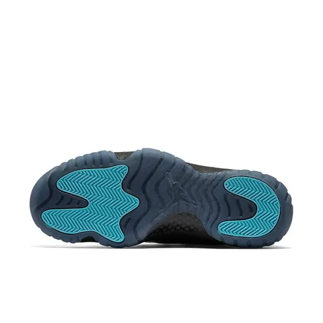 Air Jordan 11 Chaussures de Basket en Cuir Verni Noir 6