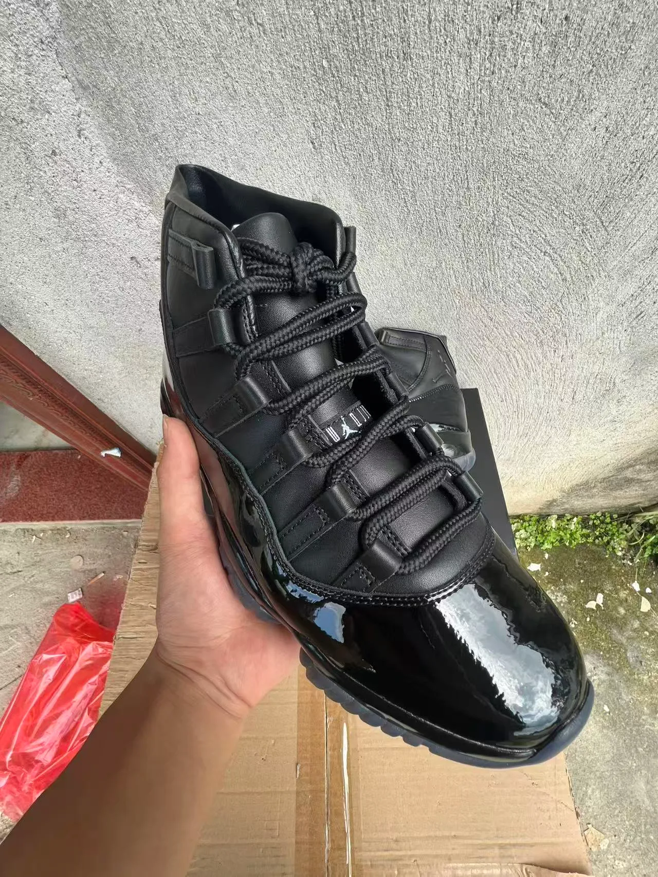 Air Jordan 11 Black Patent Leather Basketball Shoes 2