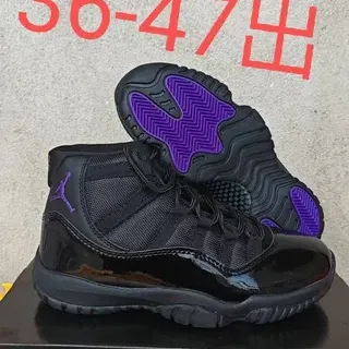 Air Jordan 11 黑紫篮球鞋
