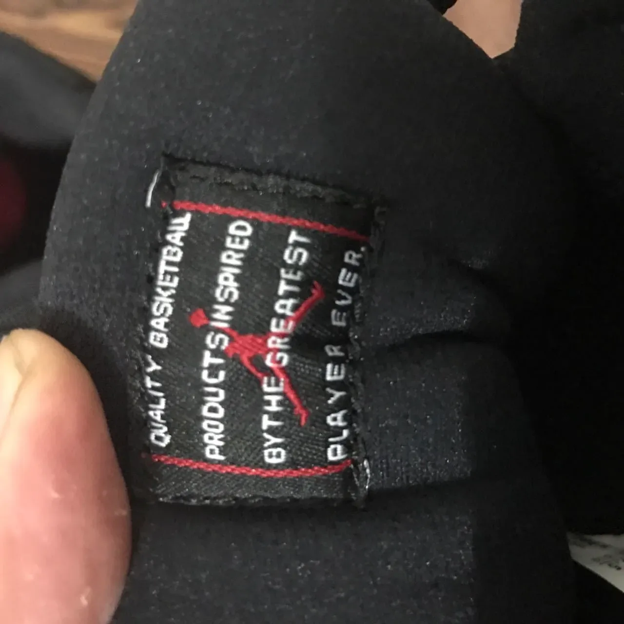 Air Jordan 11 Noir et Rouge Cuir Patenté Chaussures de Basket 5
