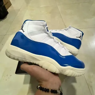 Air Jordan 11 Royal Blue Patent Leather Basketball Shoes