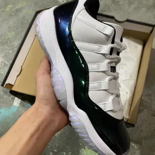 Air Jordan 11 White Black Iridescent Basketball Shoes