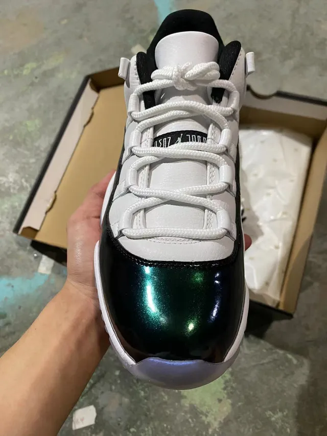 Air Jordan 11 White Black Iridescent Basketball Shoes 3