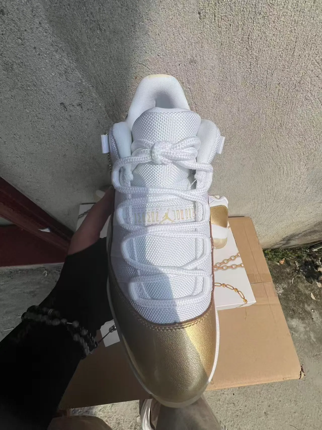 Air Jordan 11 White Gold Patent Leather Basketball Shoes 3