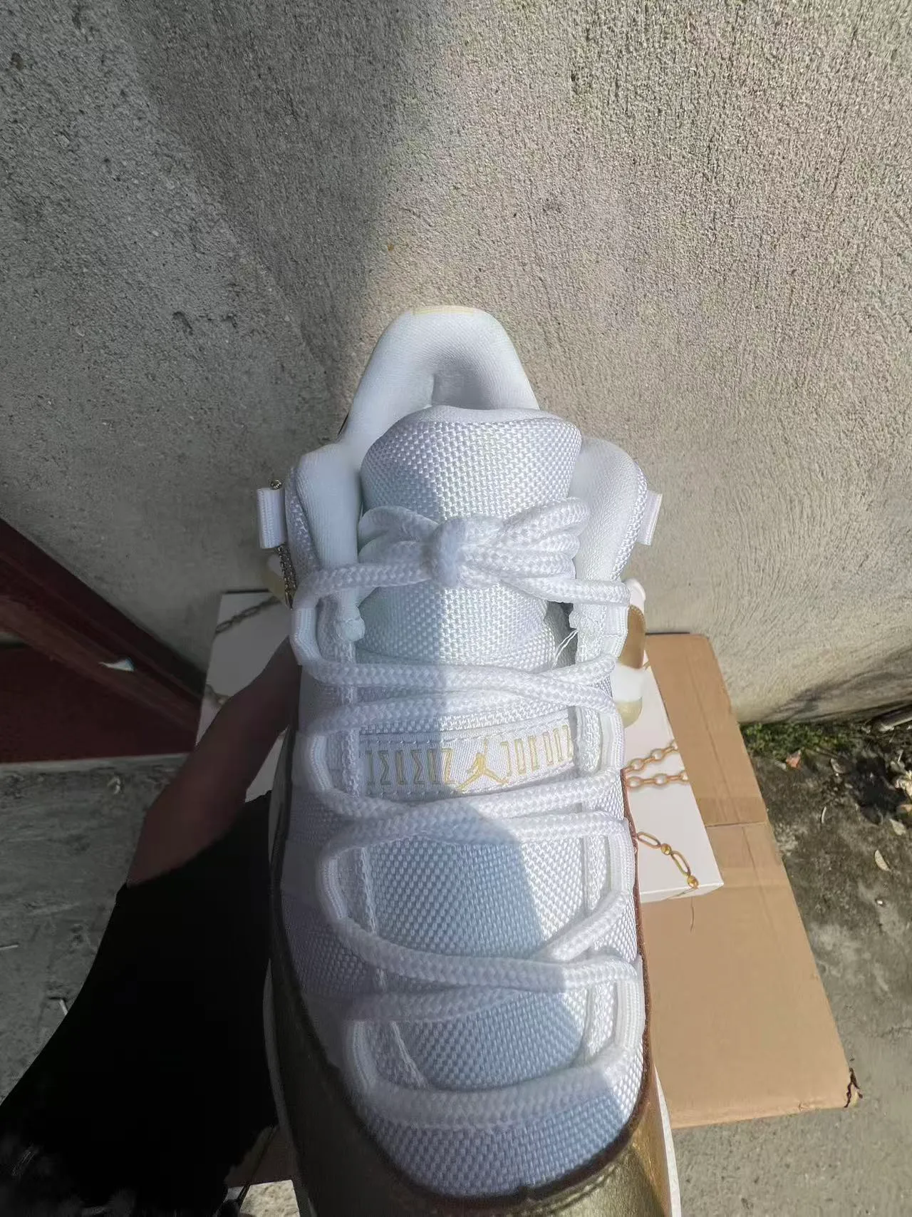 Air Jordan 11 White Gold Patent Leather Basketball Shoes 4