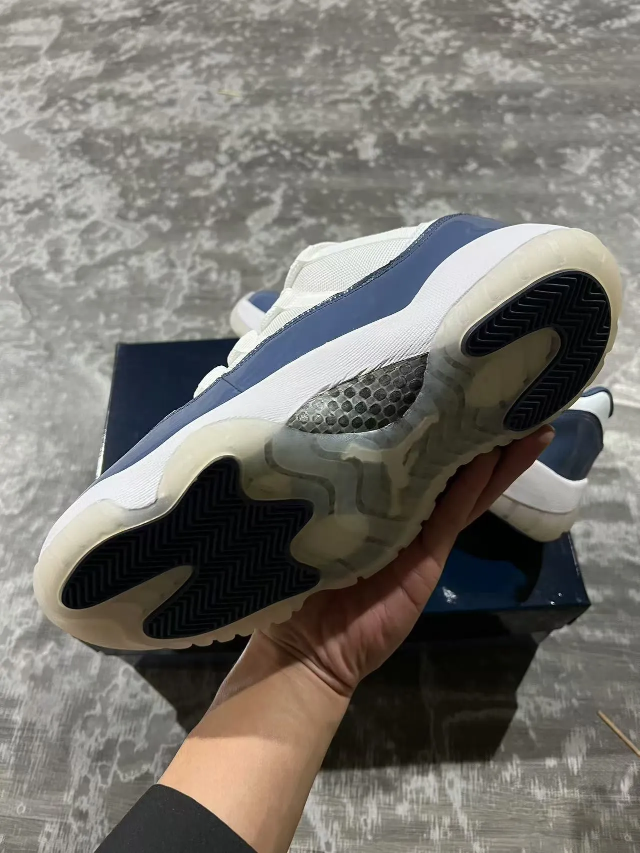 Air Jordan 11 White Navy Patent Leather Basketball Shoes 6