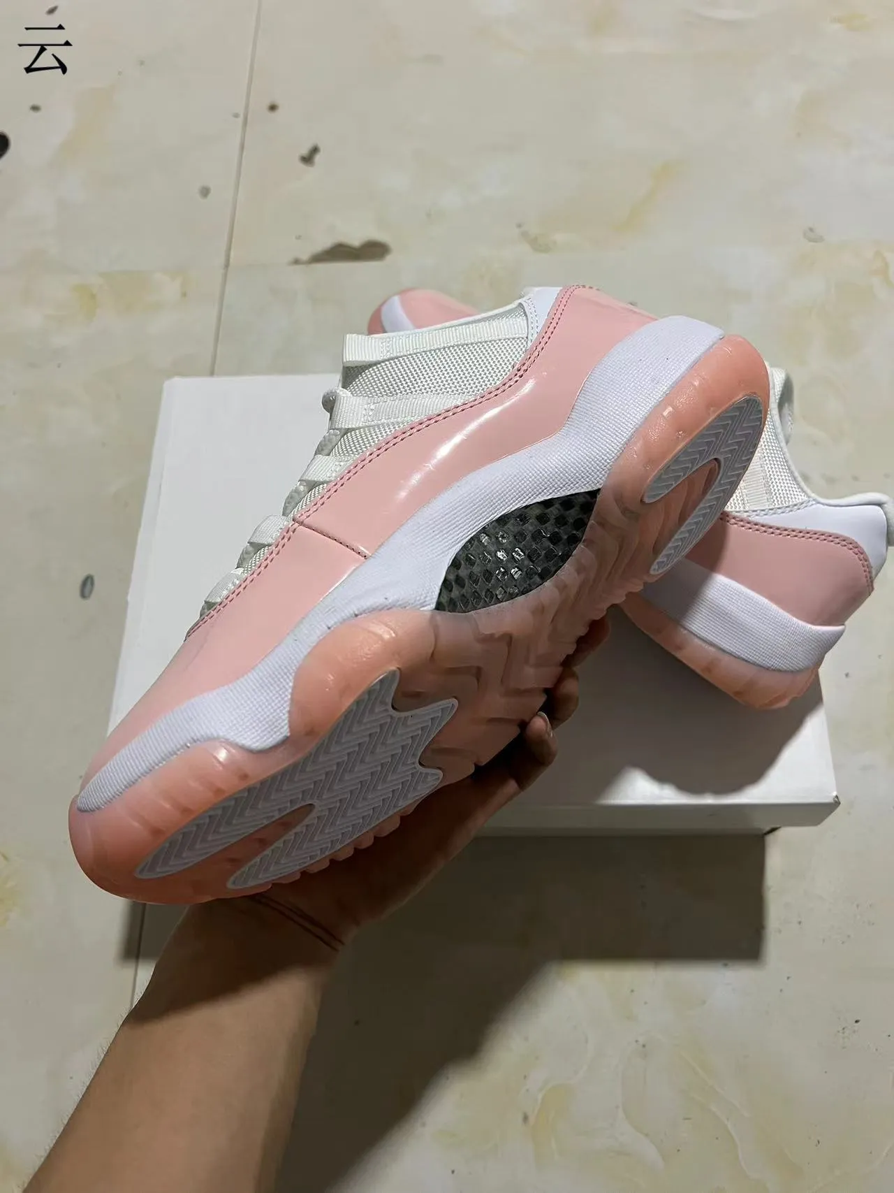 Air Jordan 11 White Pink Patent Leather Basketball Shoes 6