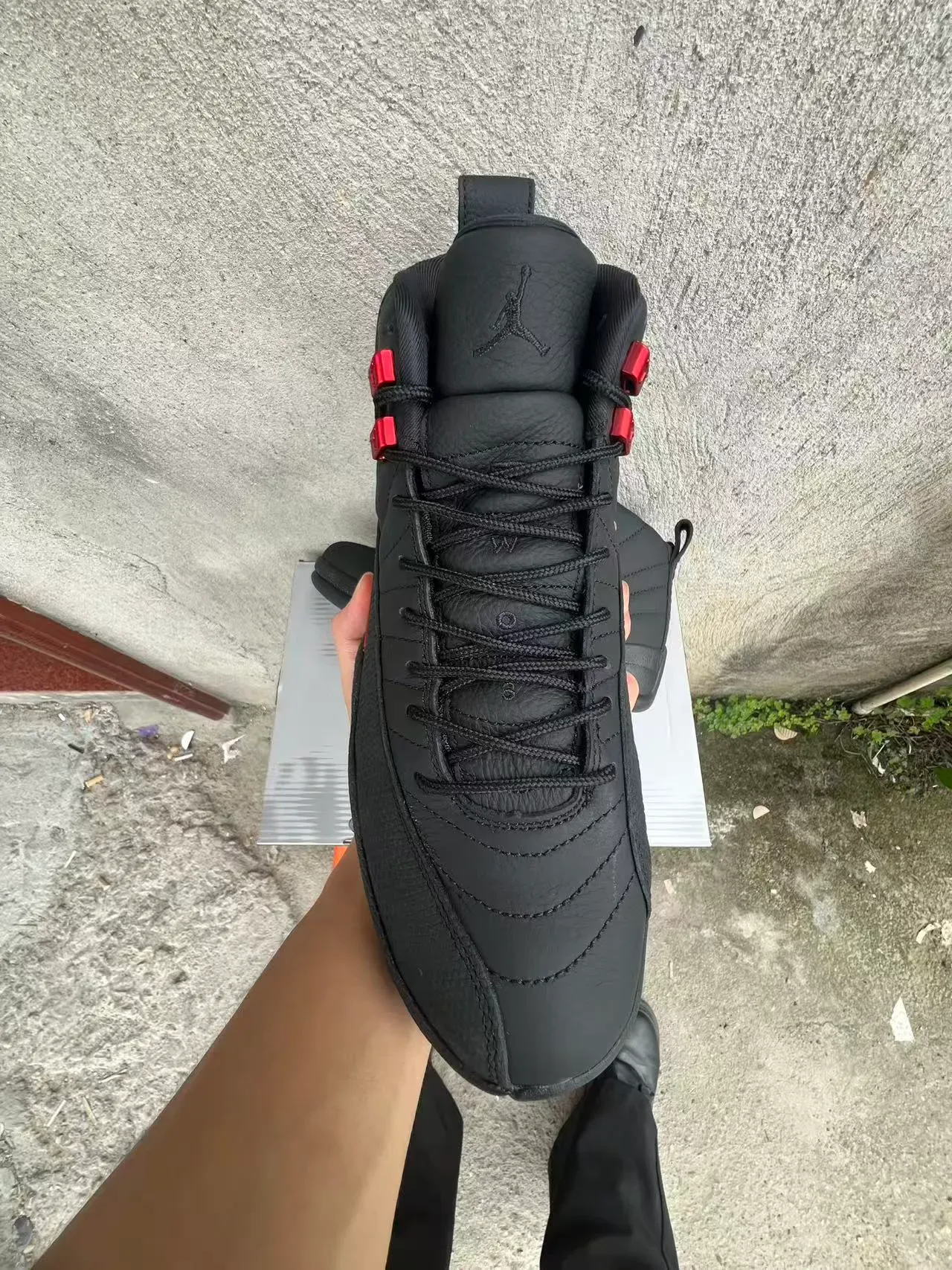 Air Jordan 12 Chaussures de basket Noir et Rouge 3
