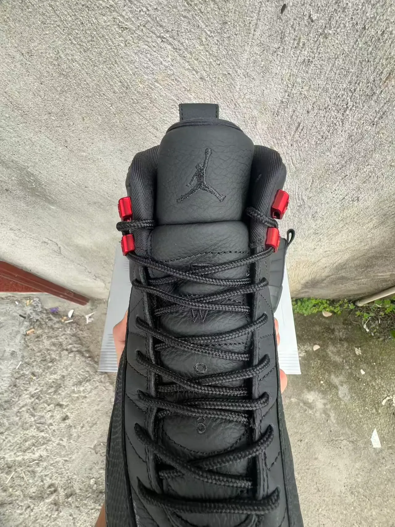 Air Jordan 12 Chaussures de basket Noir et Rouge 4