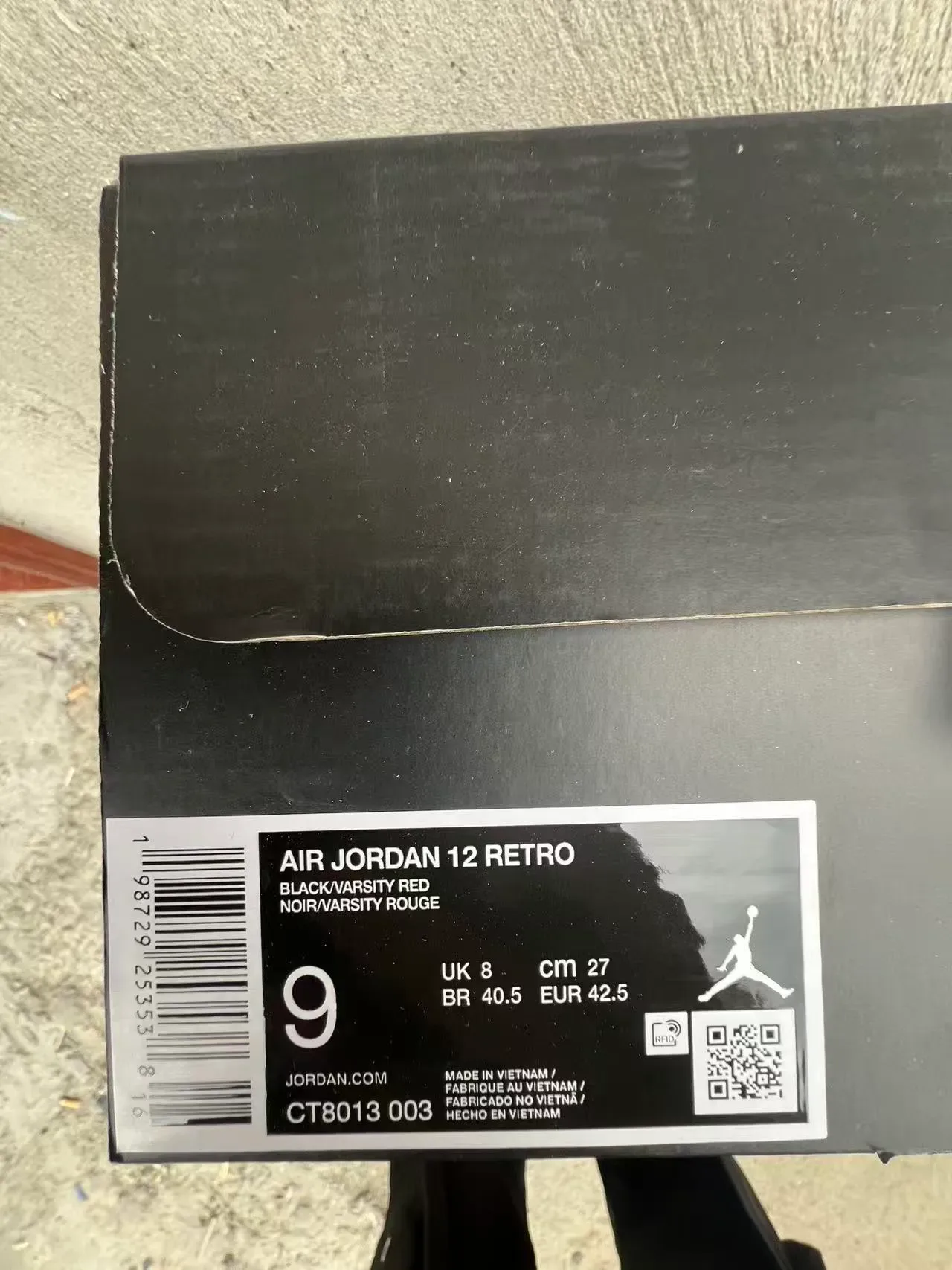 Air Jordan 12 Chaussures de basket Noir et Rouge 10