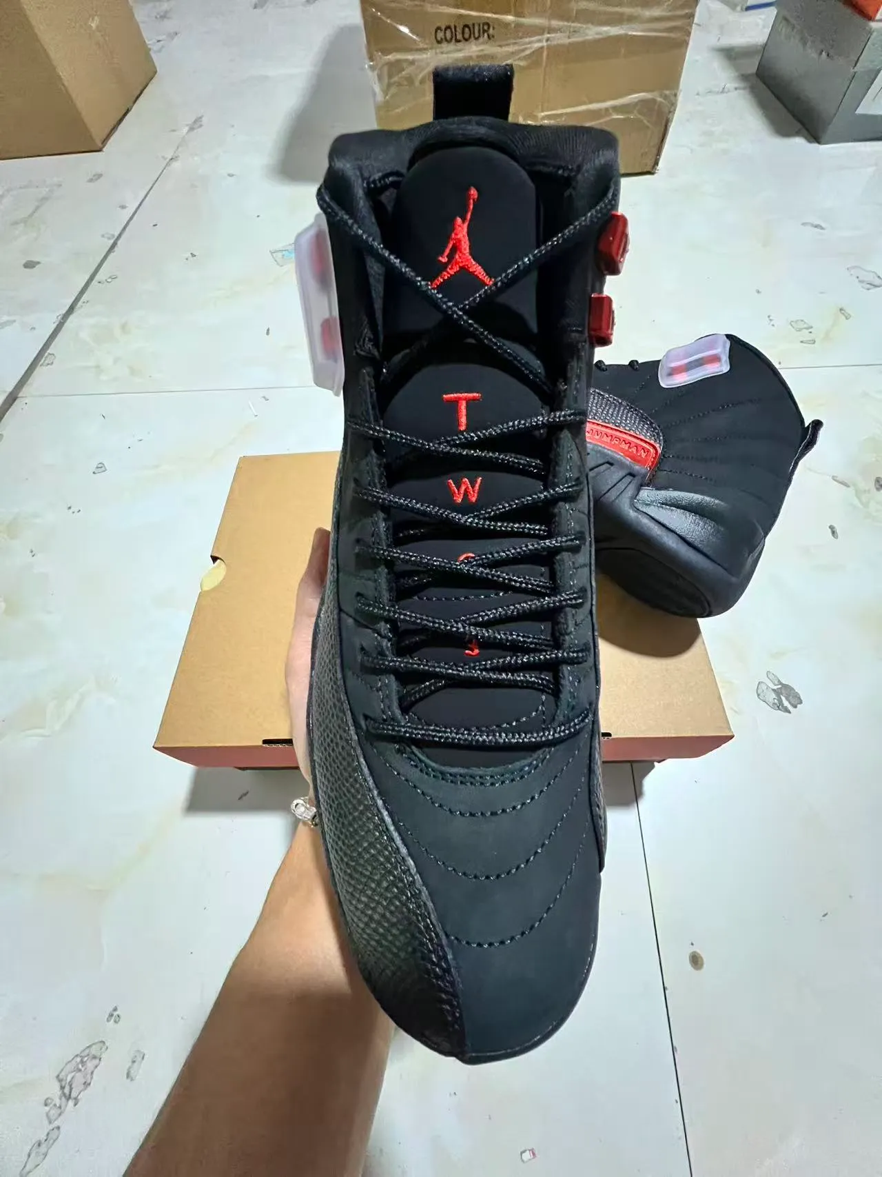 Tênis de basquete Air Jordan 12 preto e vermelho JUMPMAN 3