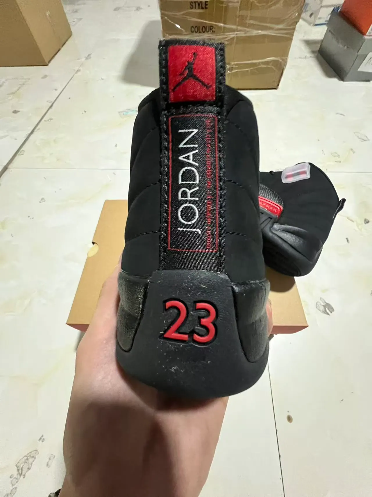 Tênis de basquete Air Jordan 12 preto e vermelho JUMPMAN 7