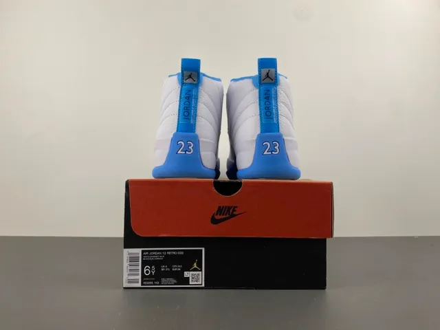 Air Jordan 12 White and Blue Basketball Shoes 18