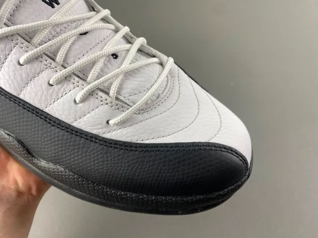 Air Jordan 12 White Black Gold Basketball Shoes 2