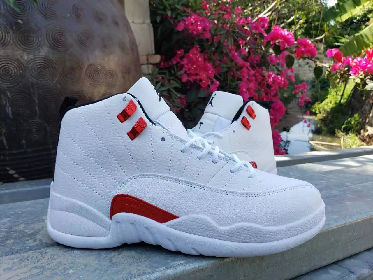 Air Jordan 12 White Red Basketball Shoes 3