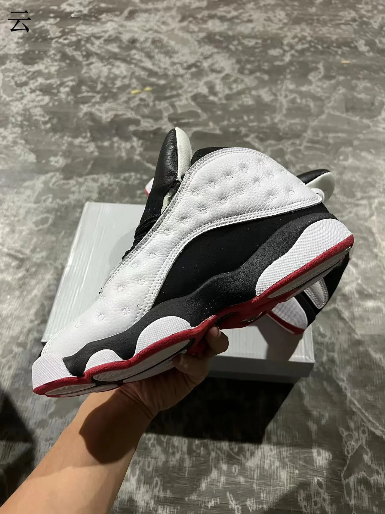 Air Jordan 13 Tênis de Basquete Branco Preto Verde Joya 5