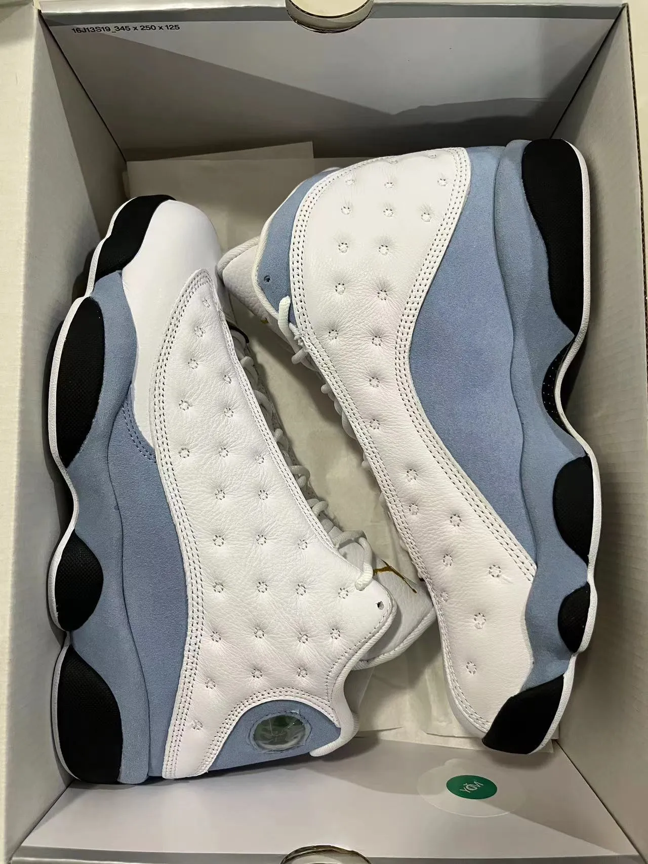 Tênis de basquete Air Jordan 13 branco azul claro preto 12