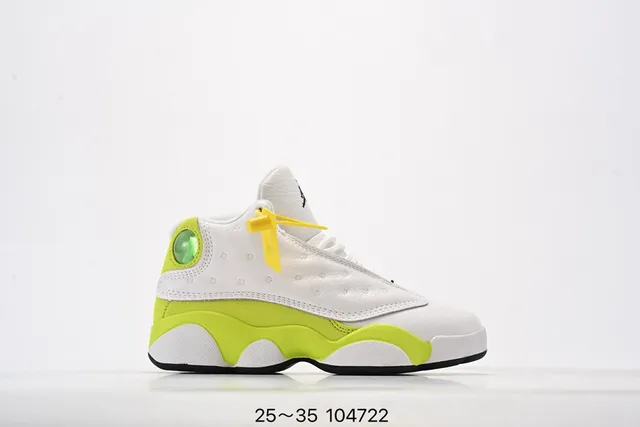 Tênis de basquete infantil Air Jordan 13 branco e verde-limão neon 10
