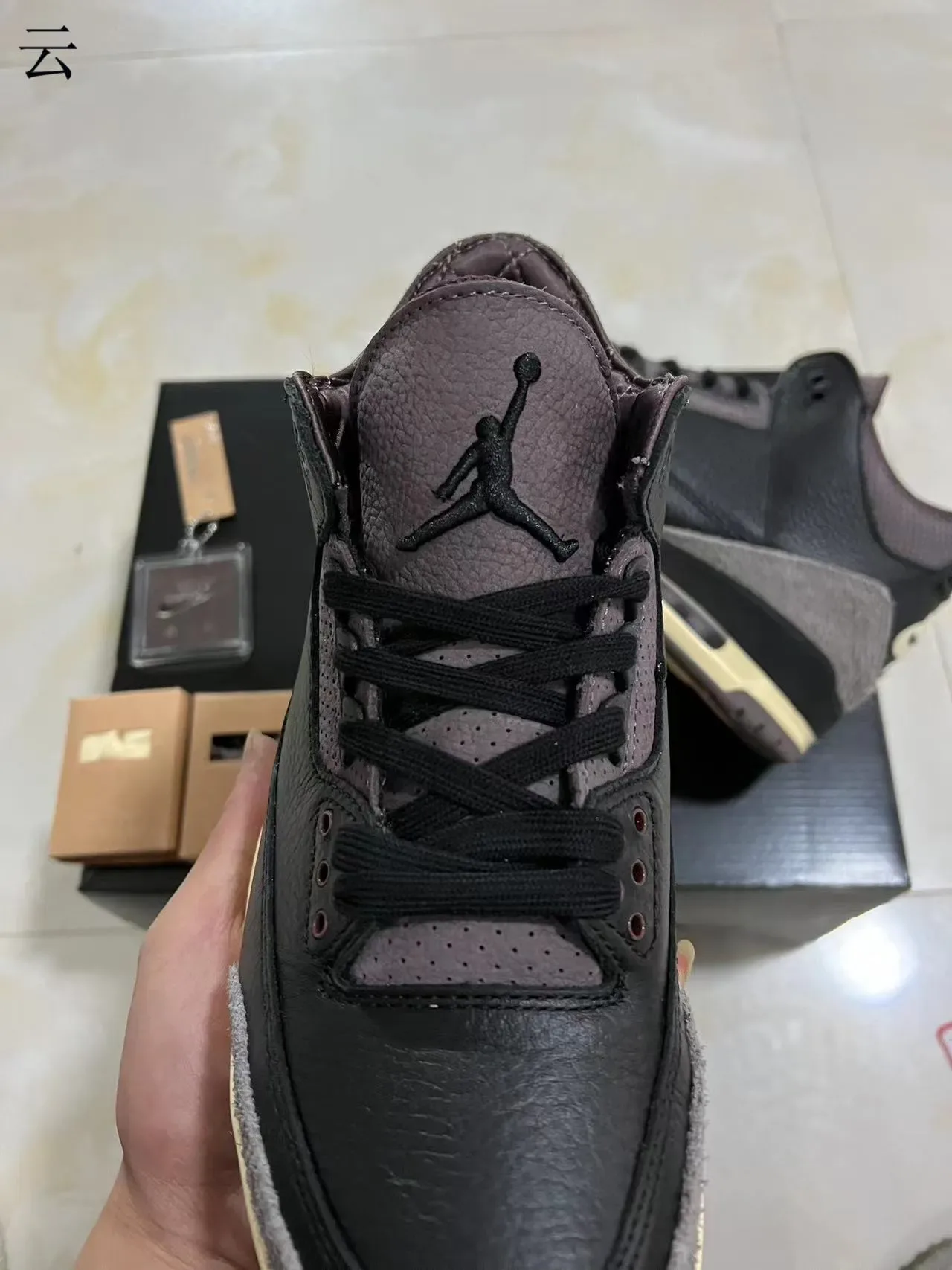 Air Jordan 3 أسود رمادي أرجواني كريمي حذاء كرة السلة 4