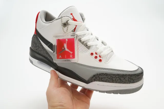 Air Jordan 3 White Black Cement Red Basketball Shoes 3