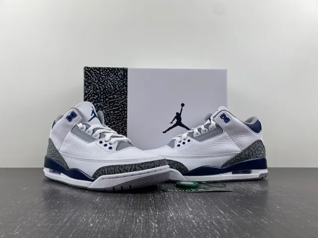 Chaussures de basketball Air Jordan 3 blanc et bleu marine à imprimé éléphant 12
