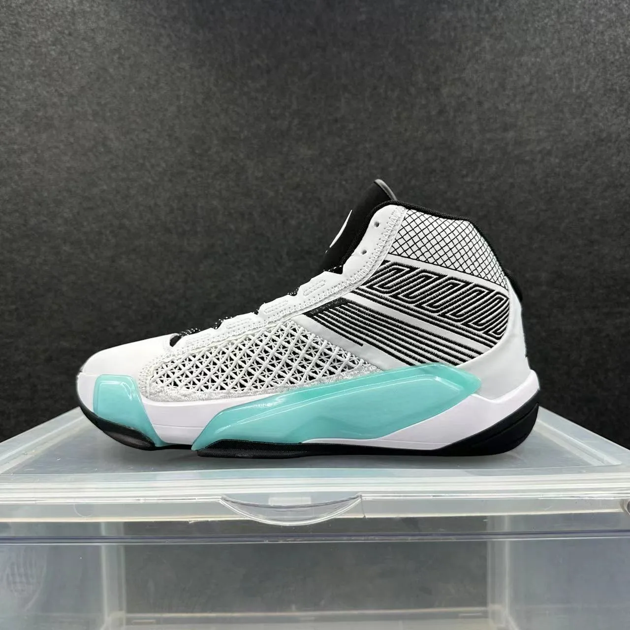 Tênis de basquete Air Jordan 38ª geração branco preto aqua 2