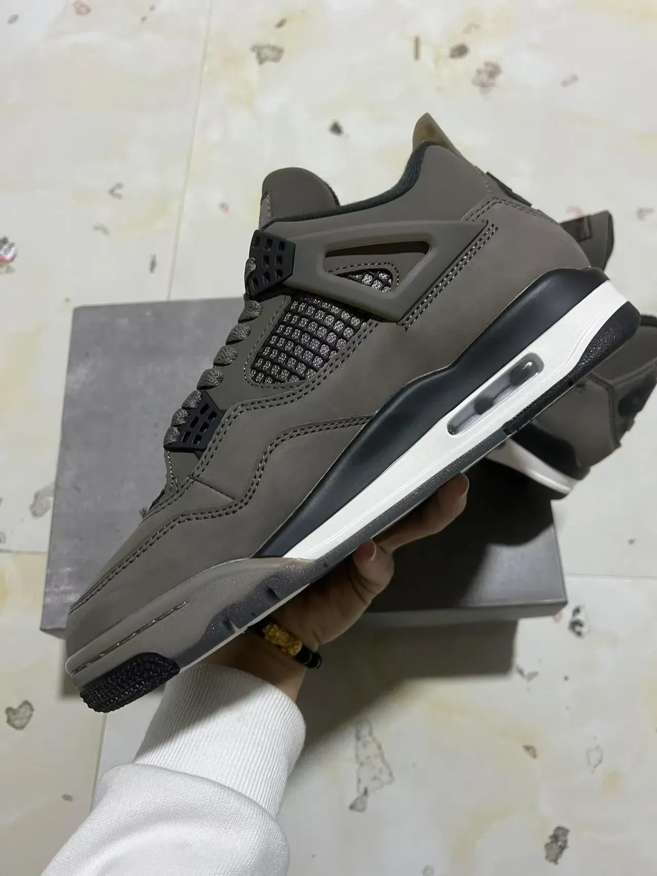 Air Jordan 4 Gris Noir Blanc Chaussures de Basketball 5
