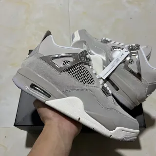 Air Jordan 4 Light Gray Suede Metallic Cage Basketball Shoes