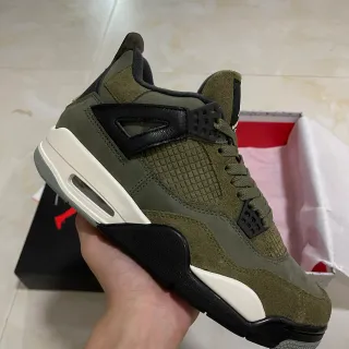 Air Jordan 4 Zapatillas de Baloncesto en Ante y Malla Verde Oliva