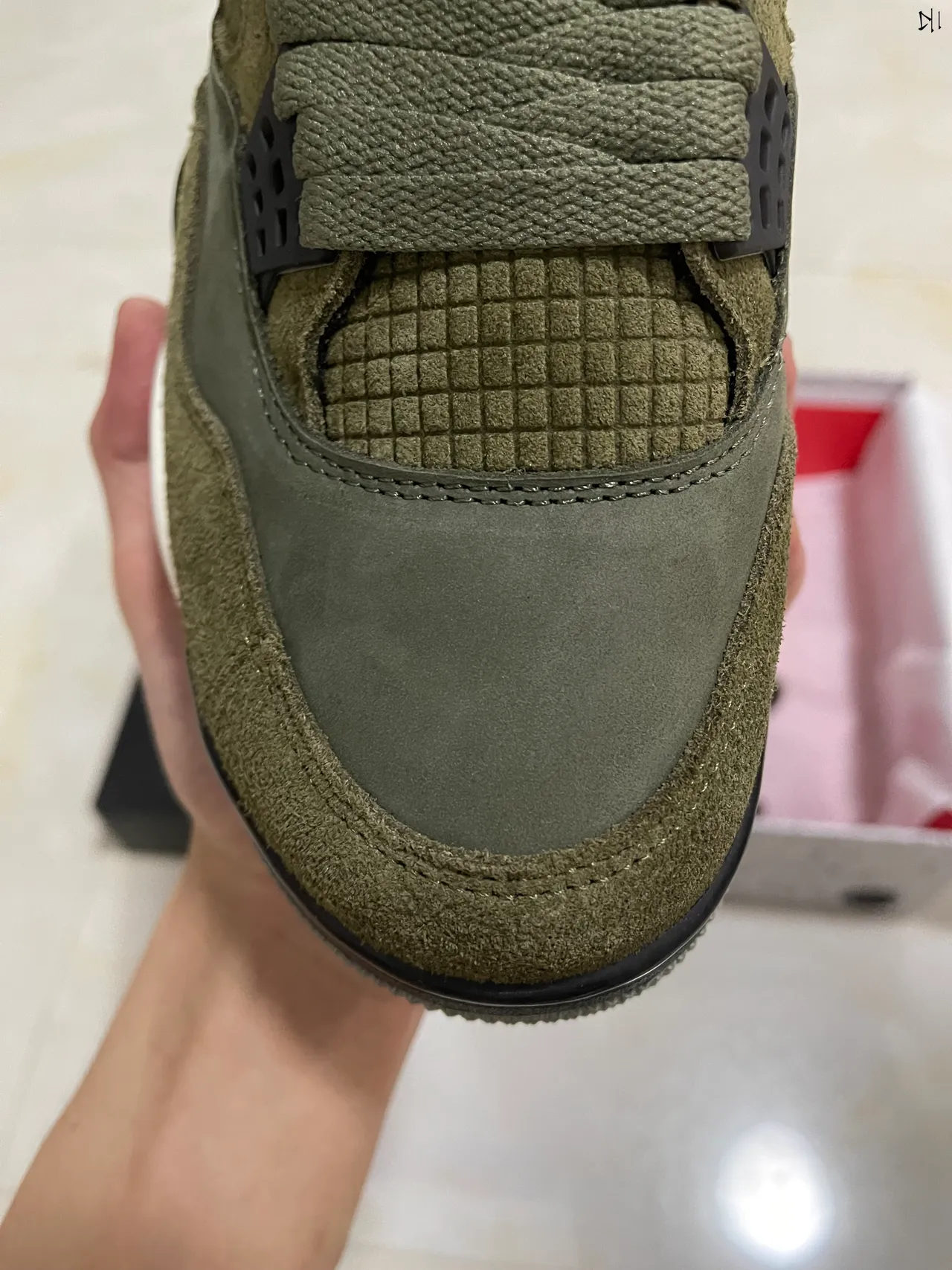Air Jordan 4 Olive Green Suede and Mesh Basketball Shoes 3