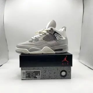 Air Jordan 4 Retro Neutral Gray Basketball Shoes