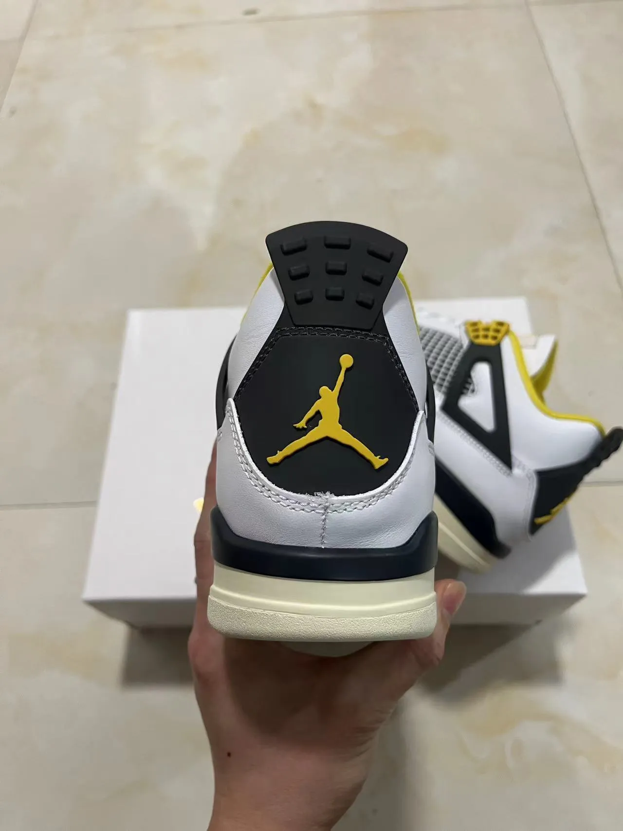 Air Jordan 4 White Black Yellow Basketball Shoes 5