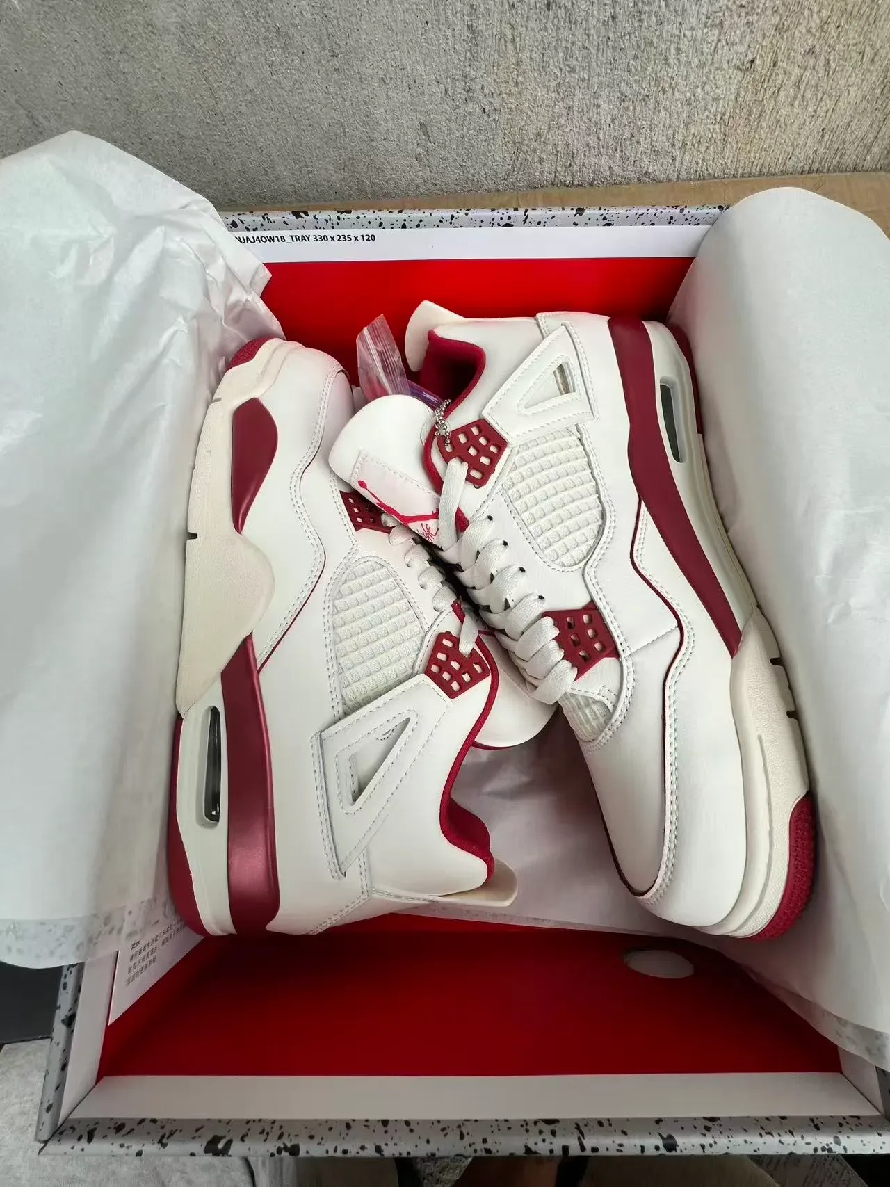 Air Jordan 4 Chaussures de Basketball Blanc Rouge Rose Métallique 9