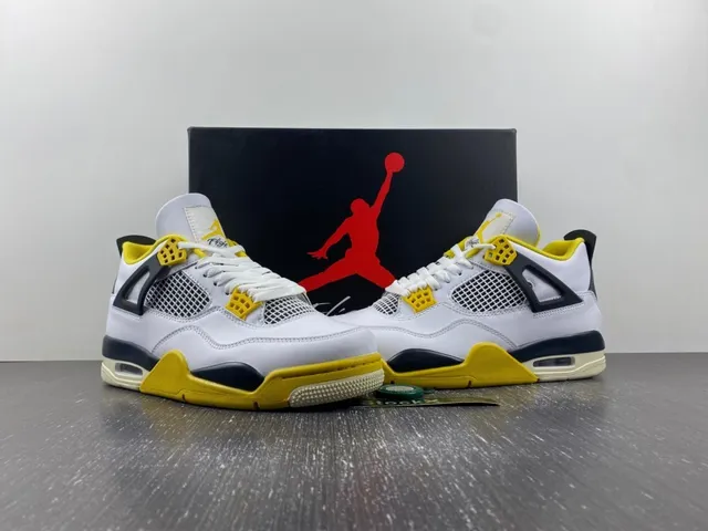 Air Jordan 4 White Yellow Navy Basketball Shoes 4