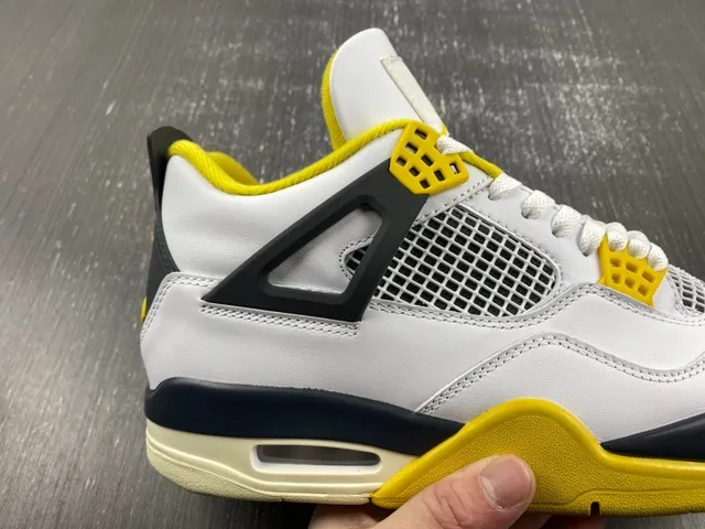 Air Jordan 4 White Yellow Navy Basketball Shoes 10