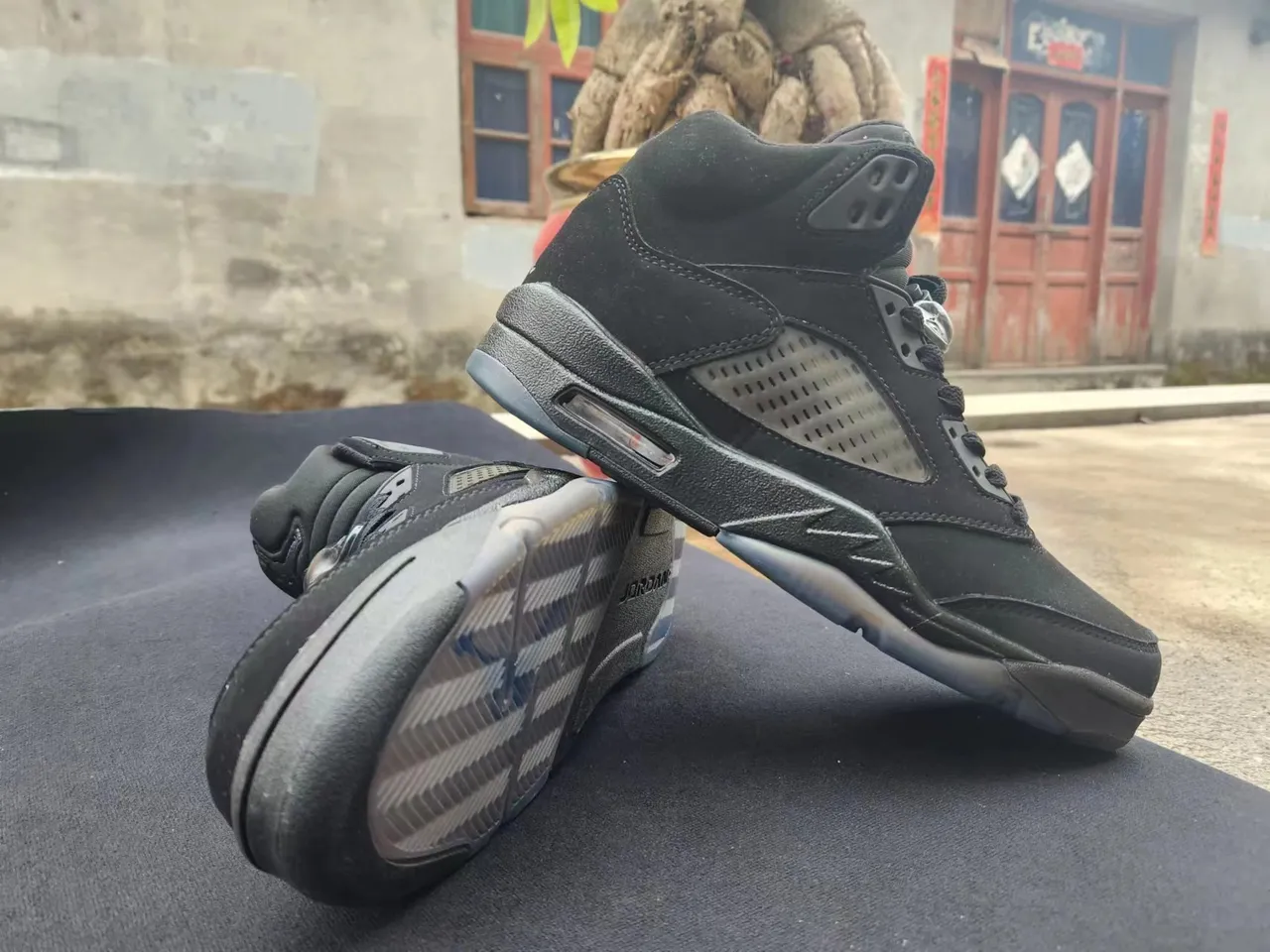 حذاء كرة السلة Air Jordan 5 أسود 3