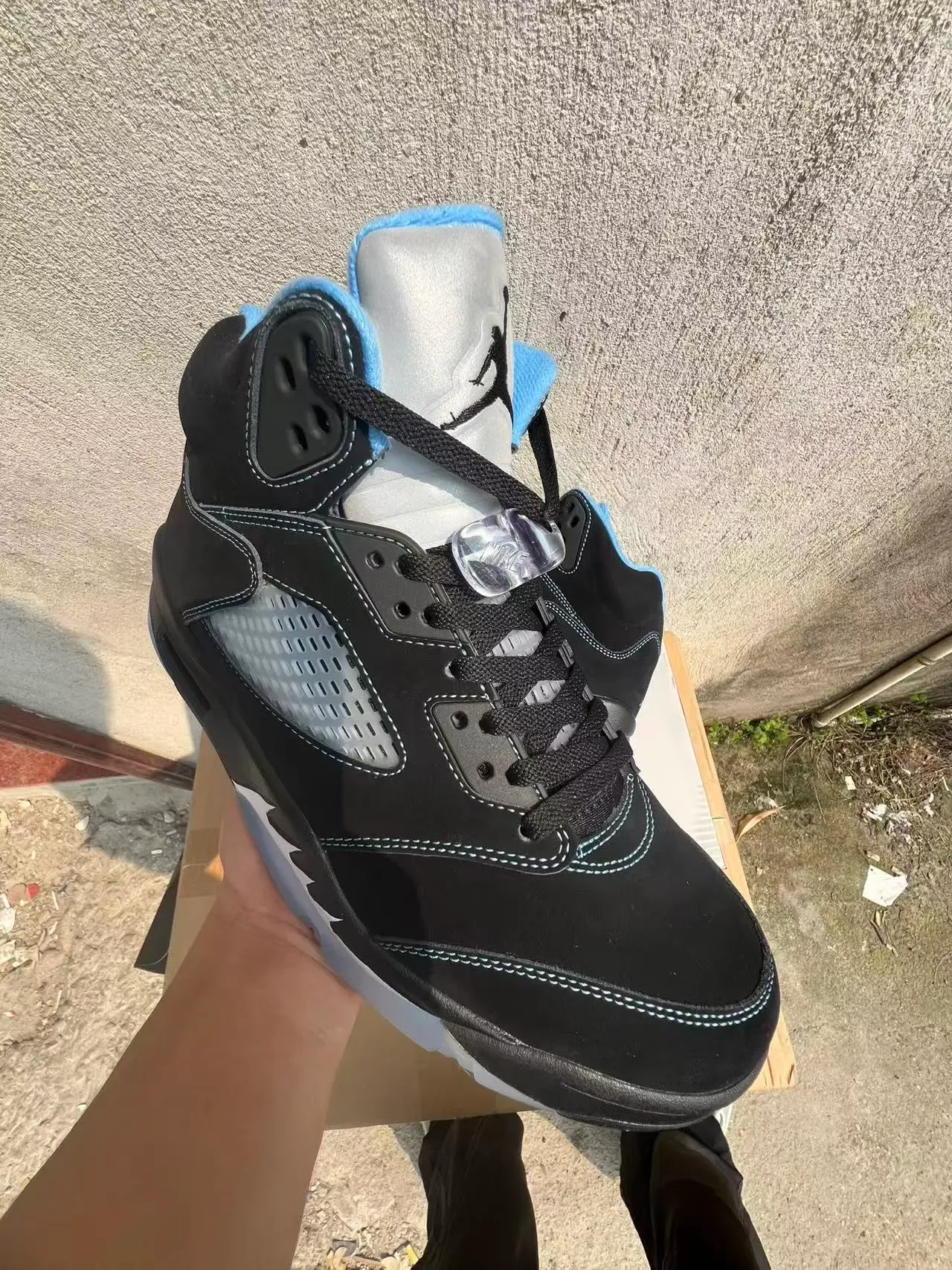 Air Jordan 5 Black Light Blue White Tênis de Basquete 2