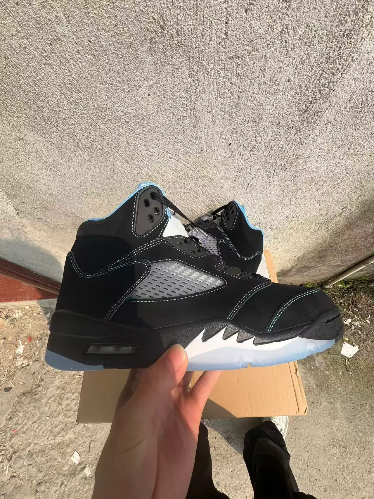 Air Jordan 5 Black Light Blue White Tênis de Basquete 7
