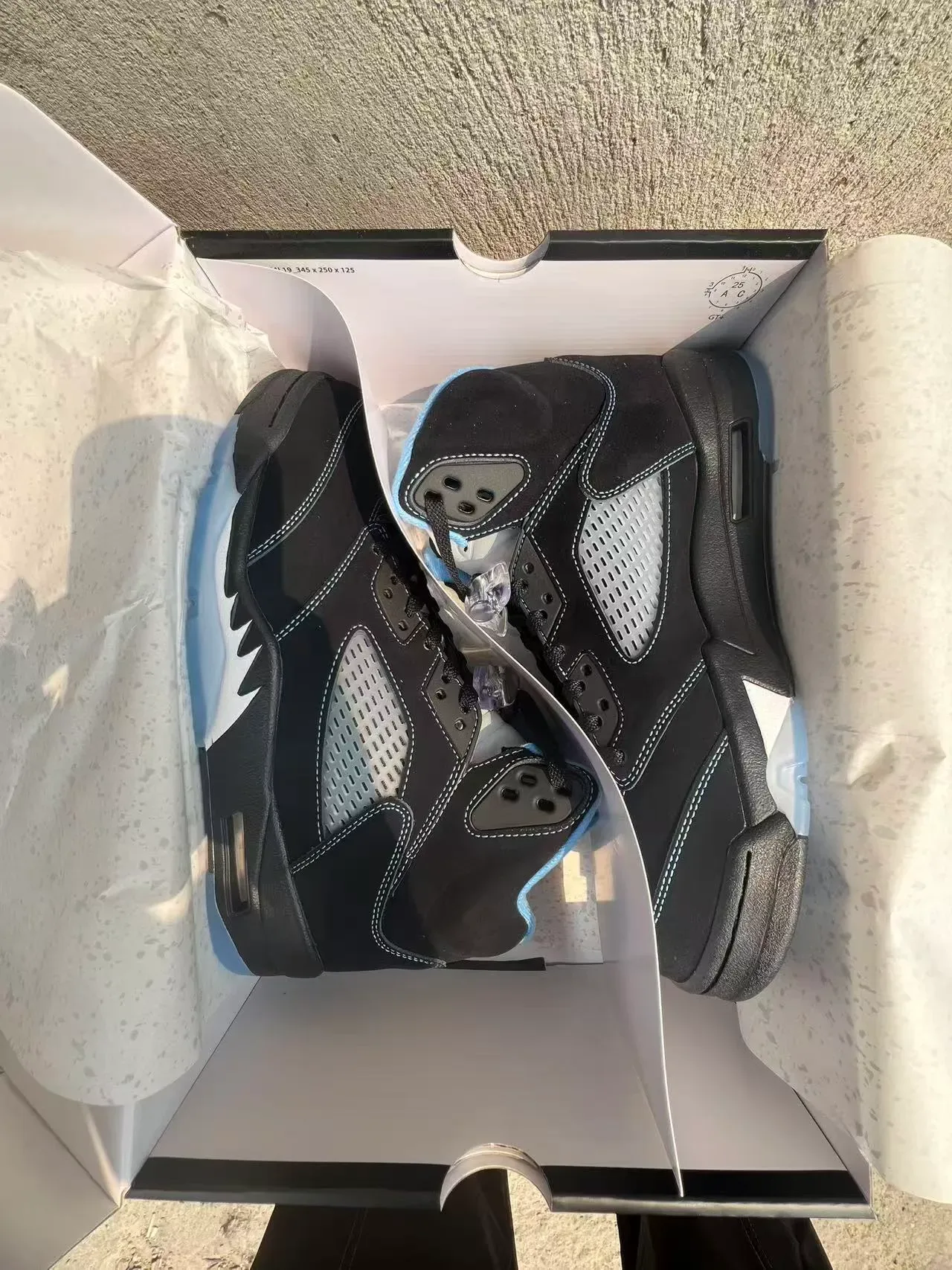 Air Jordan 5 Black Light Blue White Tênis de Basquete 9