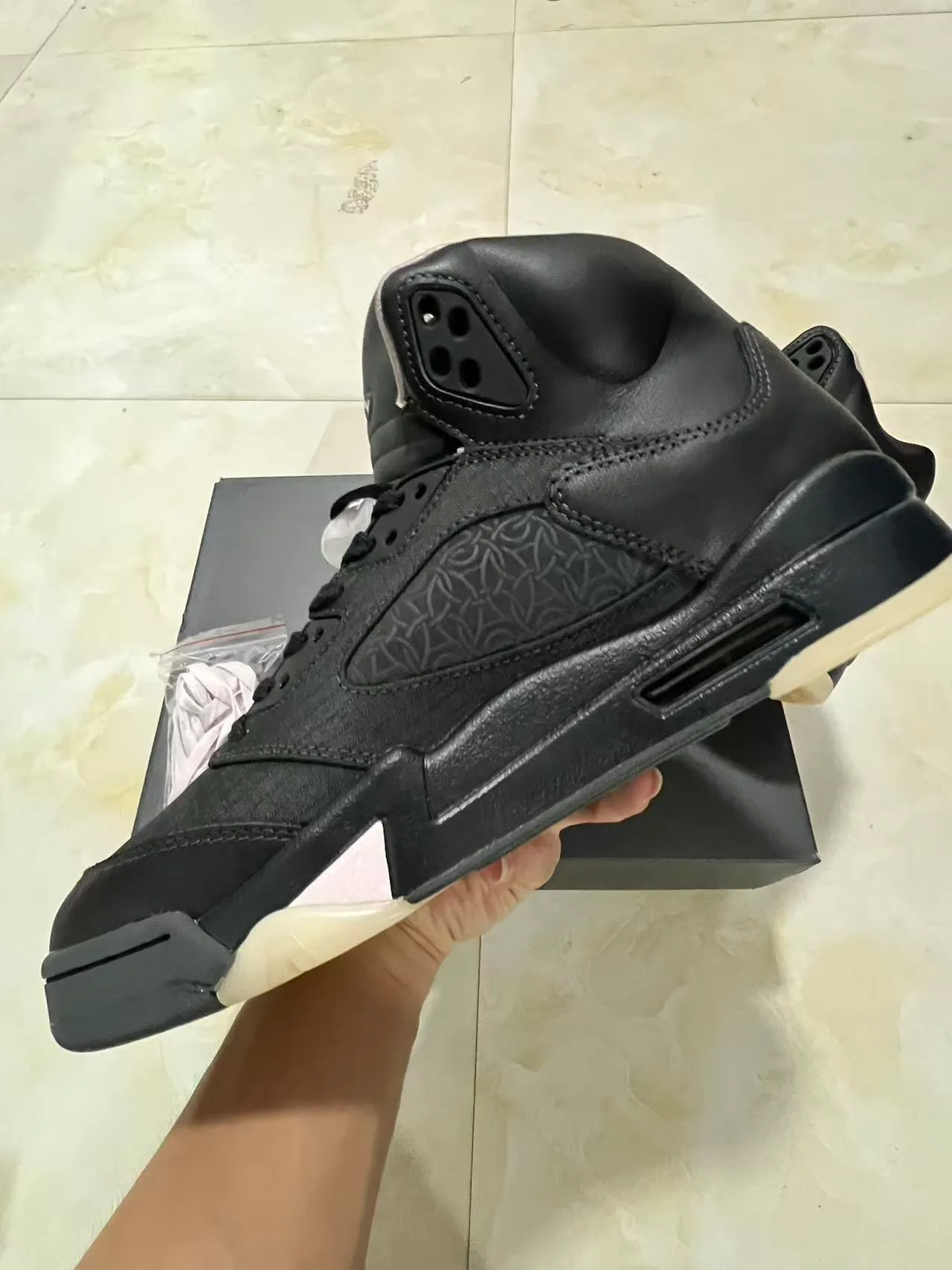 Air Jordan 5 Black Off-White Midsole Basketball Shoes 5