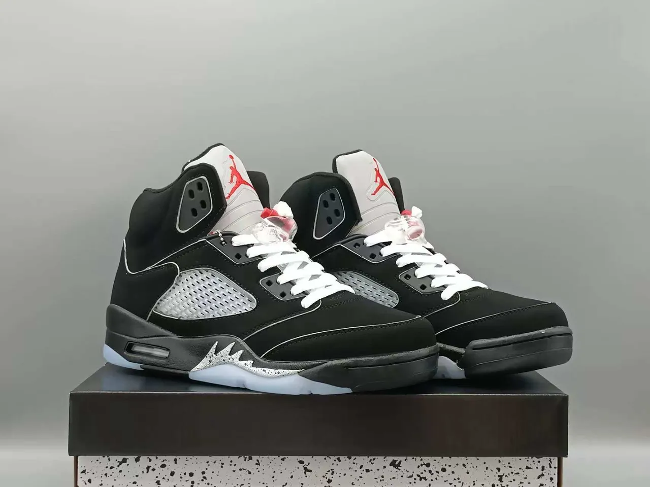 Air Jordan 5 Black White Red Basketball Shoes 2