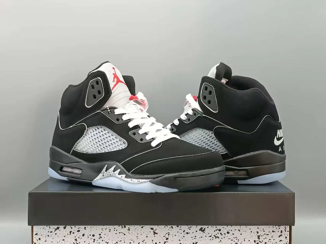 Air Jordan 5 Black White Red Basketball Shoes 4