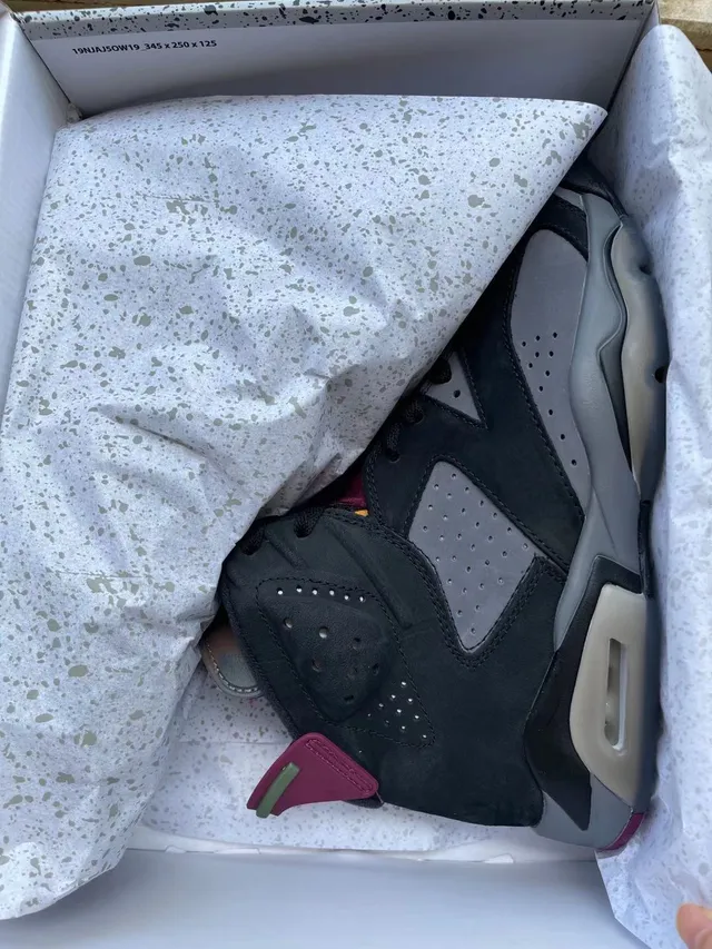 Air Jordan 6 Black Gray Magenta Heel Tab Basketball Shoes 3