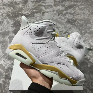 Air Jordan 6 浅灰与金色篮球鞋