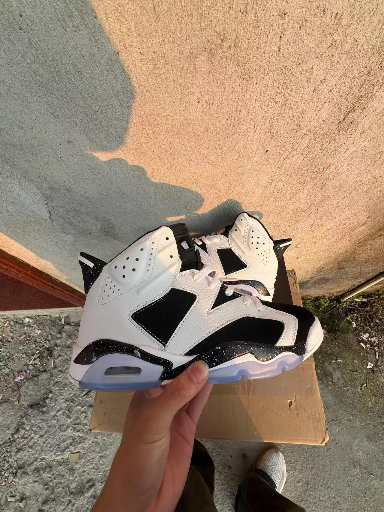 Air Jordan 6 White Black Speckled Midsole Basketball Shoes 7