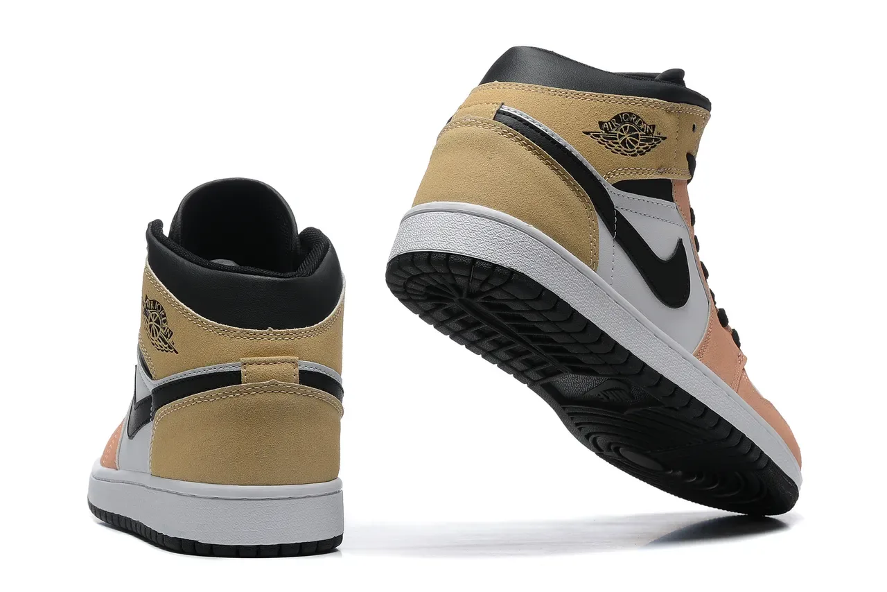 Air Jordan Zapatillas de Baloncesto Beige Rosa Alto de Ante y Cuero 3