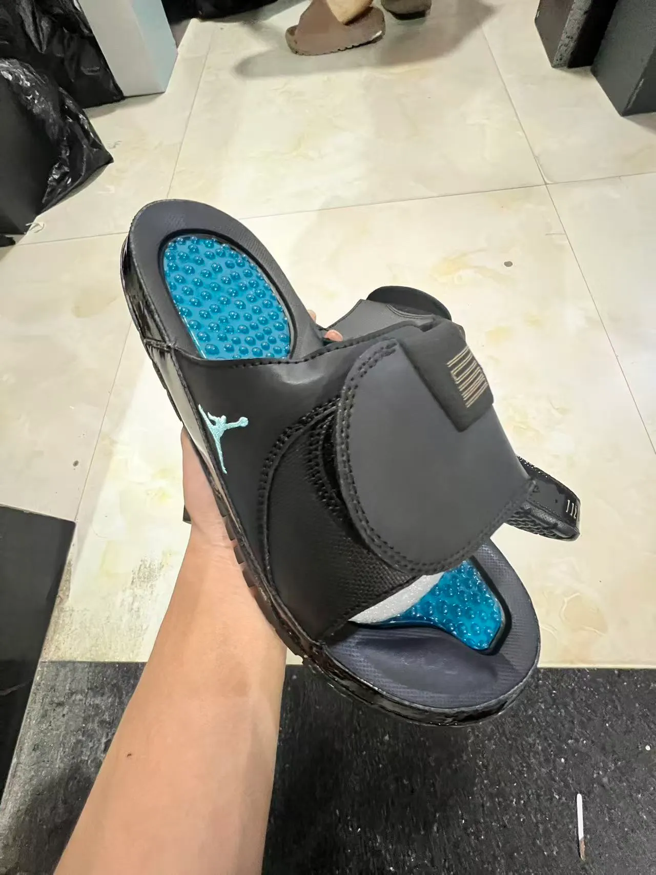 Air Jordan Slide Black Blue Glossy Patent-Like Toe Bumper Molded Strap Construction Slippers 2